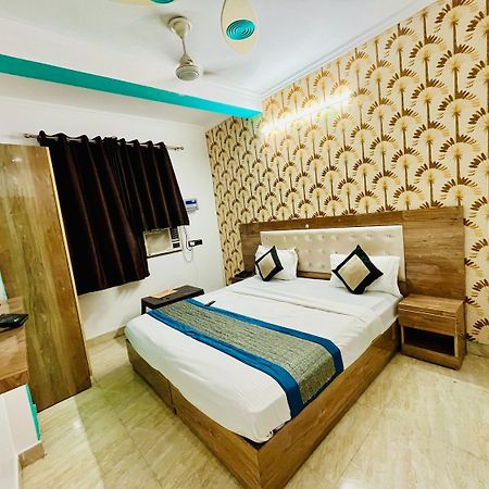 The Grace Bnb New Delhi Exteriör bild